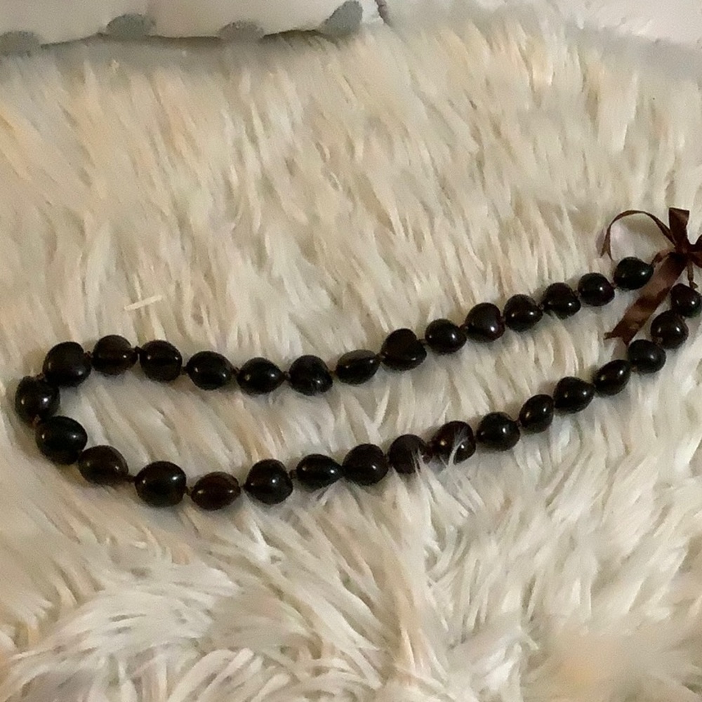 Vintage Kiki Nut Lei